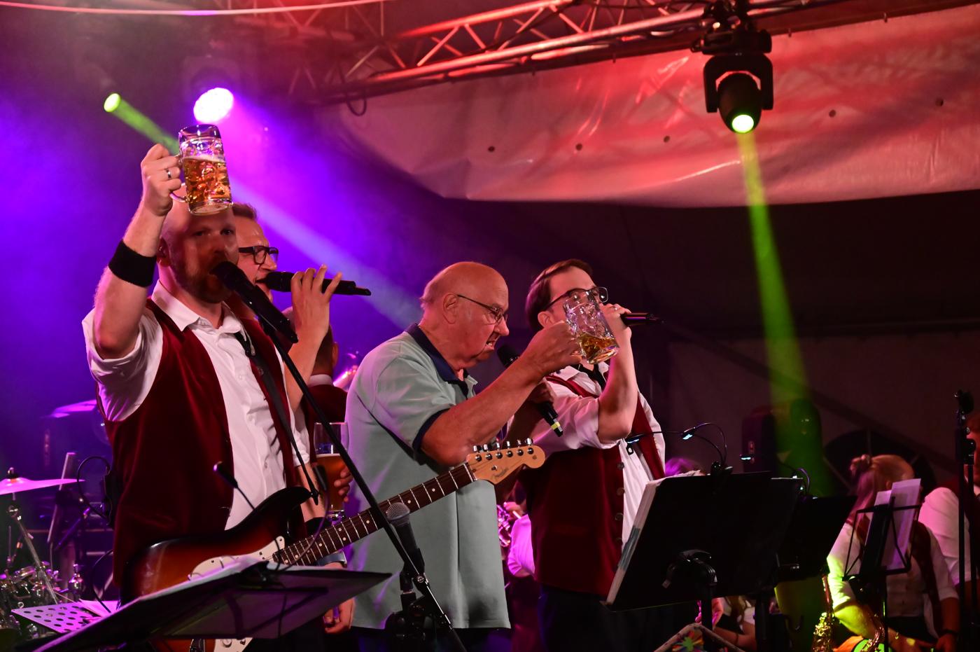 Die WaldMühlBacher beim Schlachtplattenfest Unterheinriet 19.09.2026