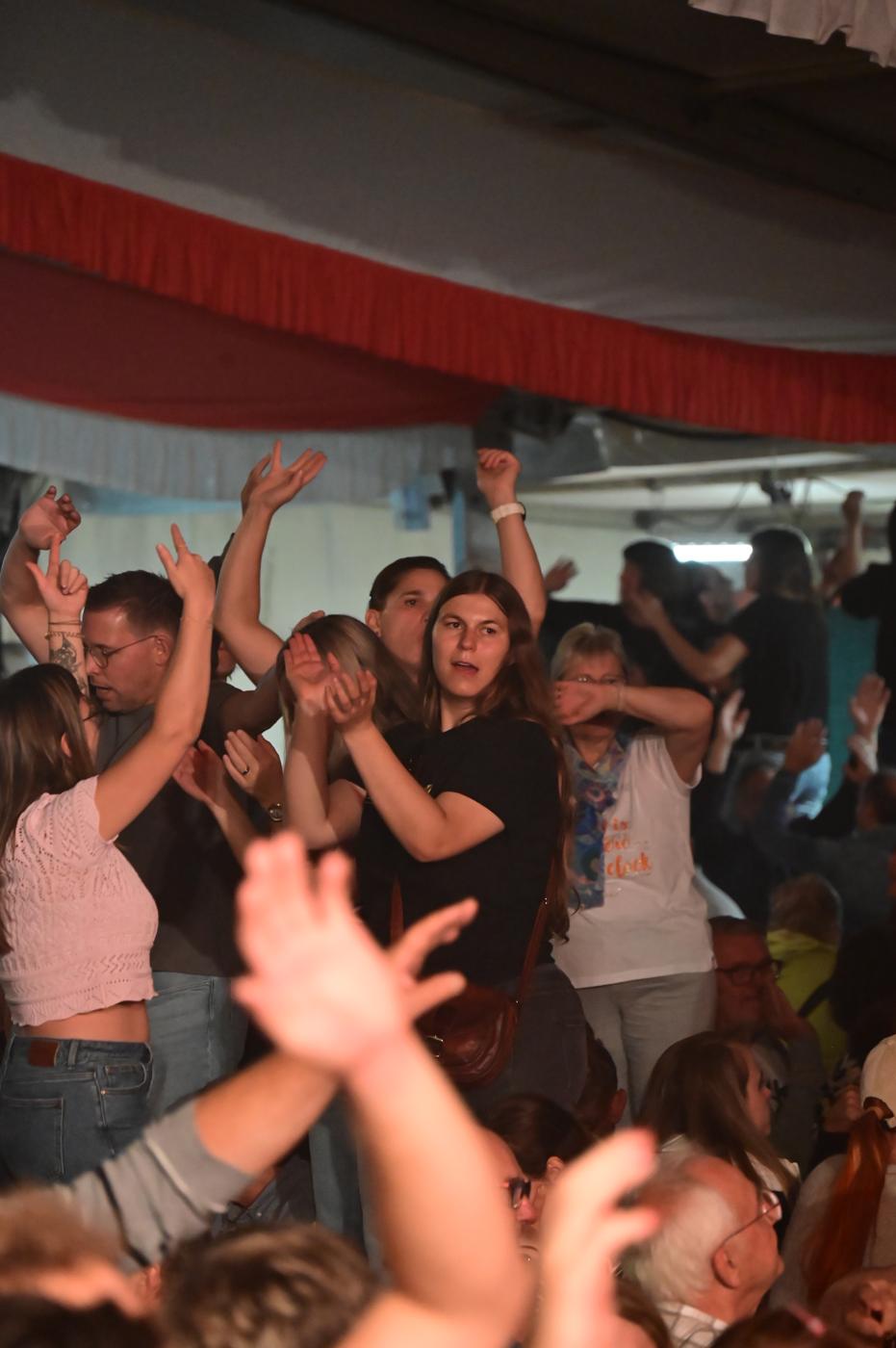 Die WaldMühlBacher beim Schlachtplattenfest Unterheinriet 19.09.2026