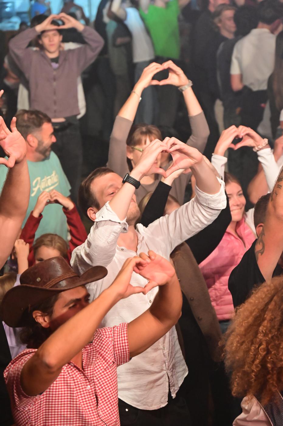 Die WaldMühlBacher beim Schlachtplattenfest Unterheinriet 19.09.2026