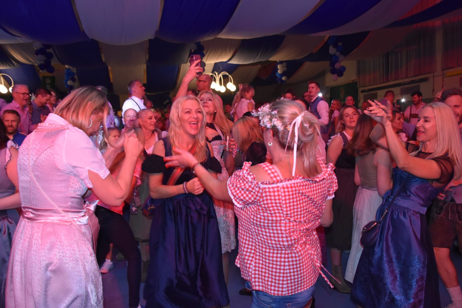 Die Waldmühlbacher live in Horkheim - Bild 19 von 54