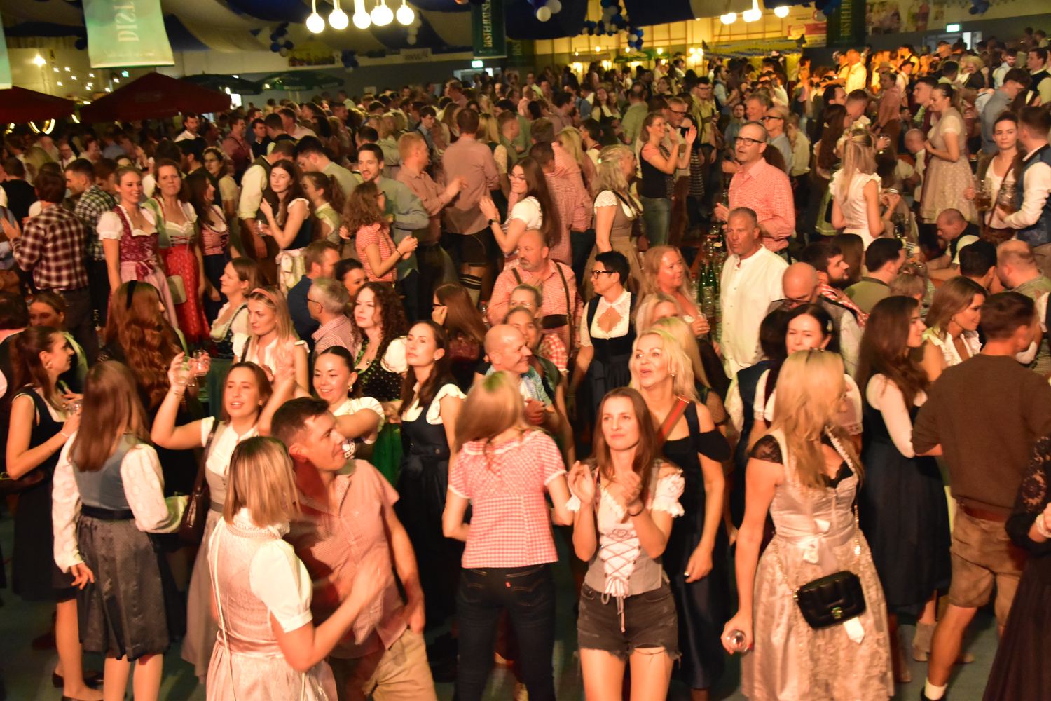 Die Waldmühlbacher live in Horkheim - Bild 34 von 54