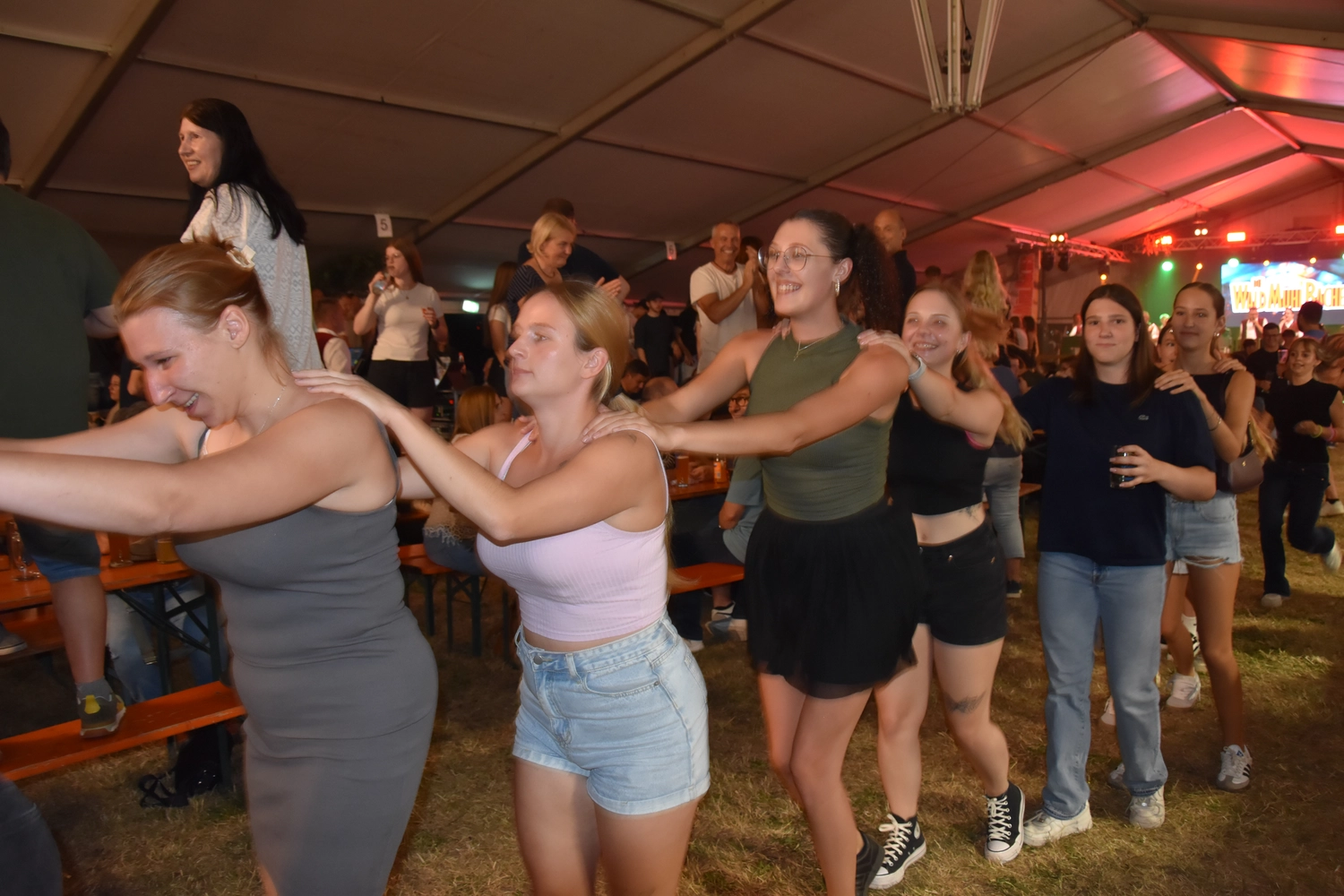 Festzeltband buchen