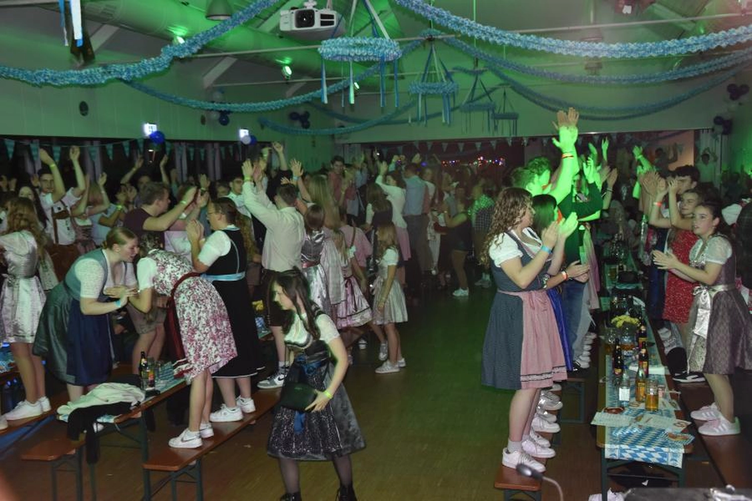 Musikverein Waldmühlbach e.V. - Musikclub - Oktoberfest Möckmühl 11.10.2025